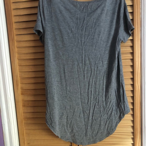 Hollister Tee - Picture 3 of 3